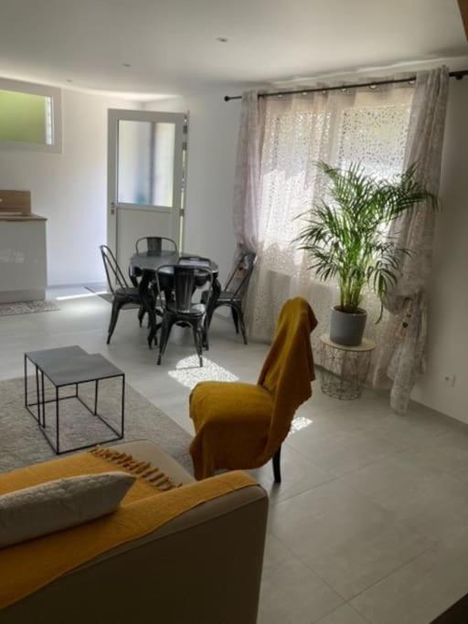 Le Gite Marie-Galante : Belle Maison D'Hotes Avec Acces Piscine En Ete Lanmeur Buitenkant foto