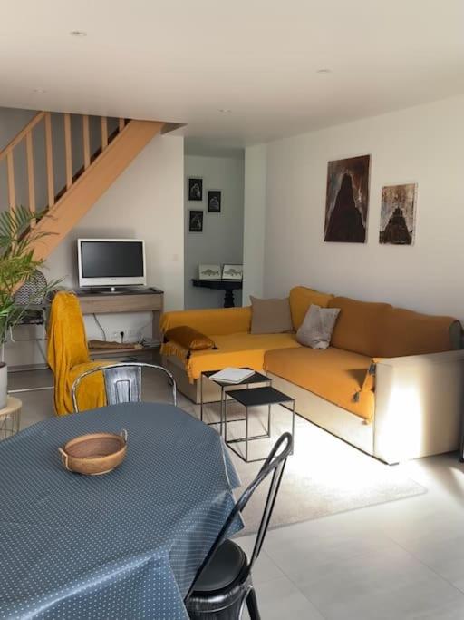 Le Gite Marie-Galante : Belle Maison D'Hotes Avec Acces Piscine En Ete Lanmeur Buitenkant foto